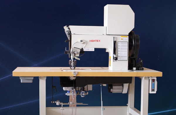 204-102MD Máquina de coser 2 agujas para costuras decorativas en mueble tapizado